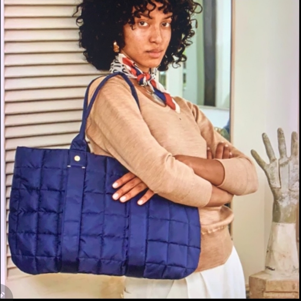 Tropezienne Quilted Nylon Tote CLARE V. - Picture 16 of 16